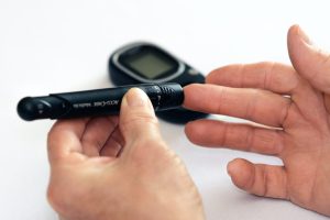 Cukrzyca: jak ją kontrolować i leczyć?